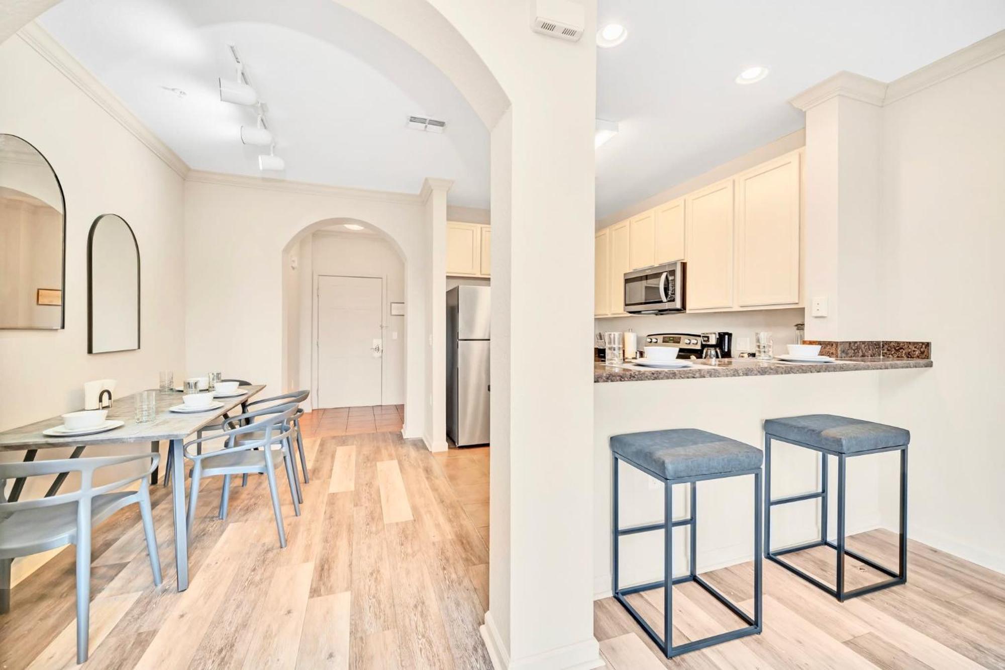 Bright Condo - 2Br With Pool & Hot Tub, Near Disney! Orlando Exterior foto